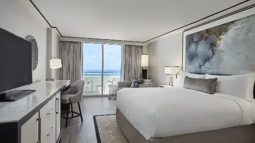 Nova King Deluxe with Balcony